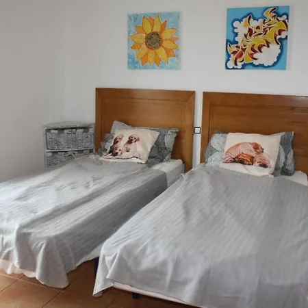 Ocean View 2Bed/Bath House Hébergement de vacances Lajares